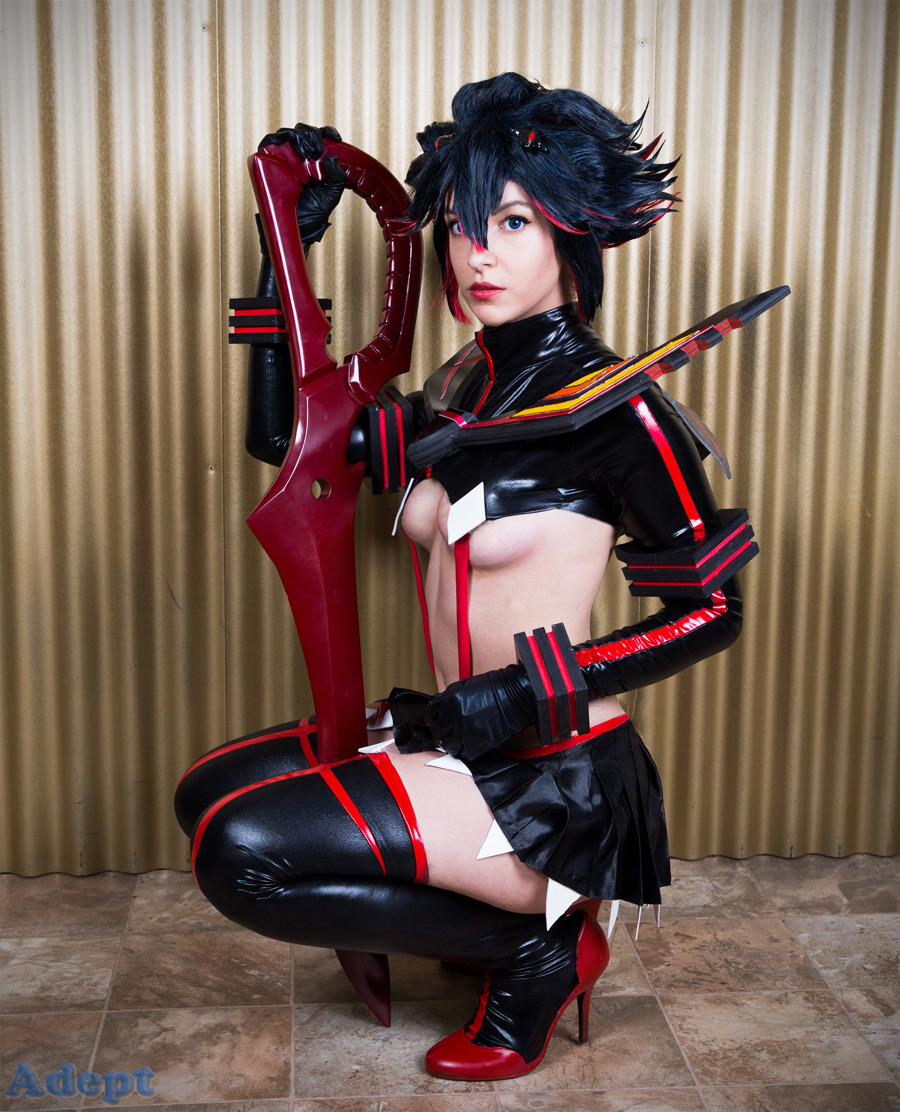 Source : http://sexykosplay.tumblr.com/