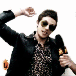 fckslua:  @chayleao; legendários na web 