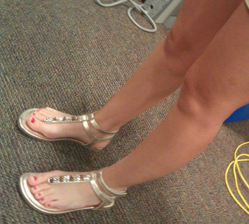 toessolesandflipflops:   