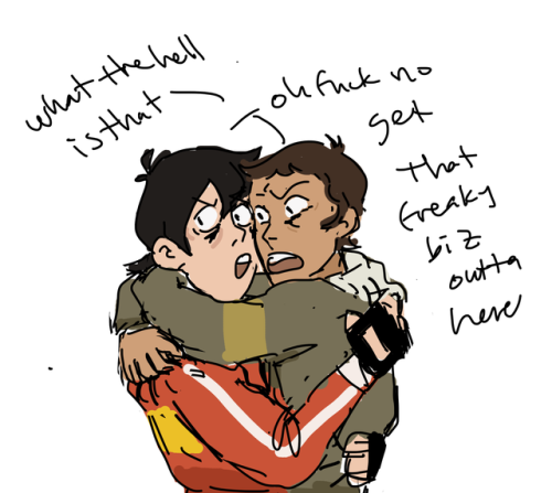 mei-lingere: part 1 of lance you’re too close  originally this was going to be something 