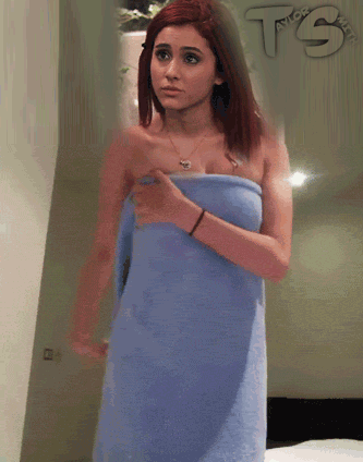 Porn faked-celebs:  Ariana Grande  photos