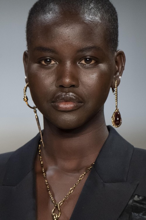 modelsof-color:  Adut Akech at Alexander