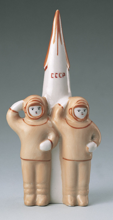 Cosmonauts and rocket Figure, 1960–70 - Gzhel Porcelain Factory