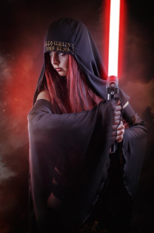 cosplayfanatics - Cosplay Star Wars - Original Sith by...