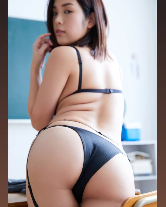 Japanese Bubble Butts