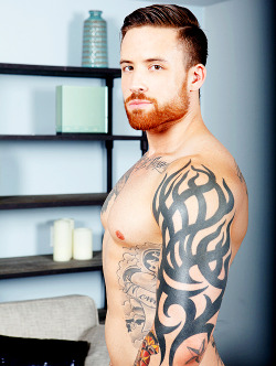 emilejuareaux:  Jordan Levine! My perfect