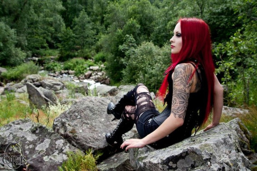 inked-girls-are-among-us:  Inked Girls Are Among Us