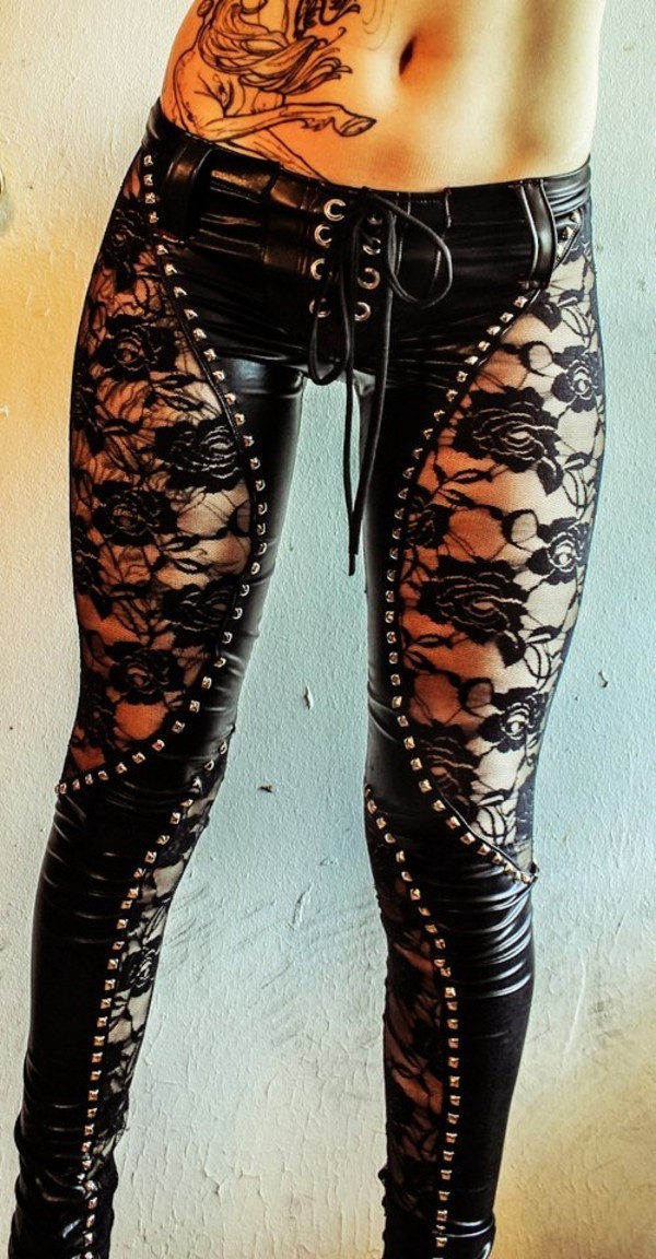 pullmyhairandchokemehard:  emi-dont-lie:  get this look on Wheretoget   SOMEONE BUY