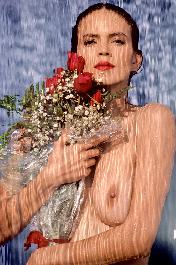 favorcelebs:  Elizabeth Gracen