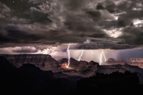 forestwildflower: thedrunkhermit: southernlovefirst: There is always beauty in a storm ❤ @forestwild