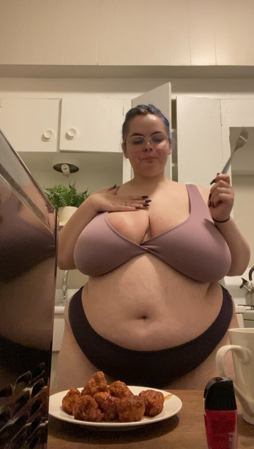 Sex jiggle-watts:honeybiscuit20OnlyFans pictures