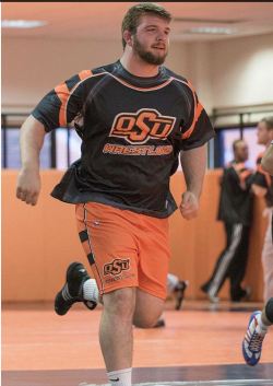 Smileycub:  Texasbeefmark:  Hot Wrestler Cub!  Okstate!! 