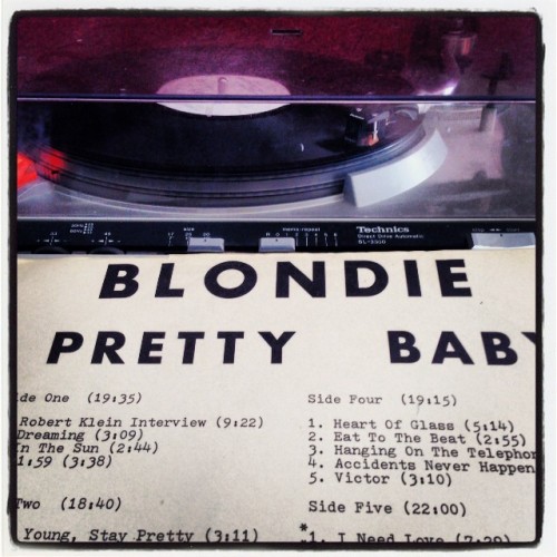 otakufusion:  Great find at Radioactive Records #vinylsunday #blondie 