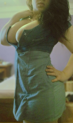 killerkurves:  syrav:  Old (I’m talking really old) dress that doesn’t fit around my bust quite as well as it used to. Eh *shrug*…it’s fun to take photos in though.  