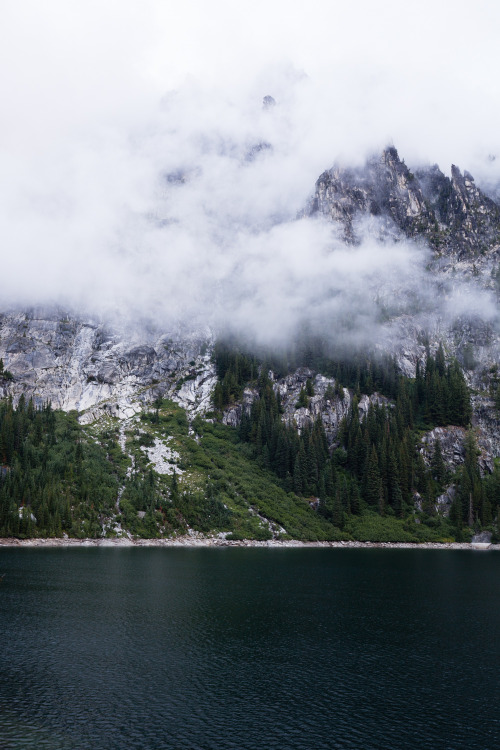 bmyers:Descending CloudsSnow Lakes, Enchantments, Snoqualmie National Forest, Washington