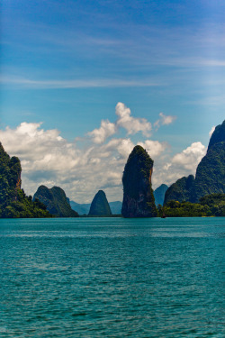breathtakingdestinations:  Phang Nga Bay - Thailand (von lostin4tune - Thanks for 500’000+ views)