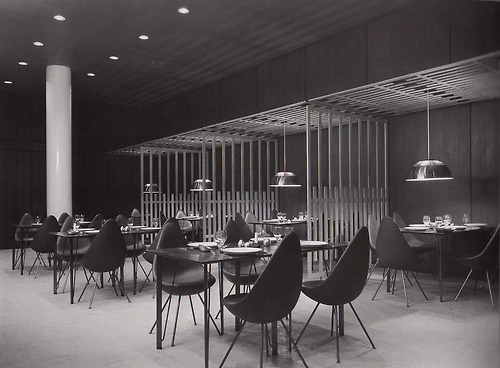 b22-design:
“ Arne Jacobsen - SAS House - Copenhagen - 1960
”