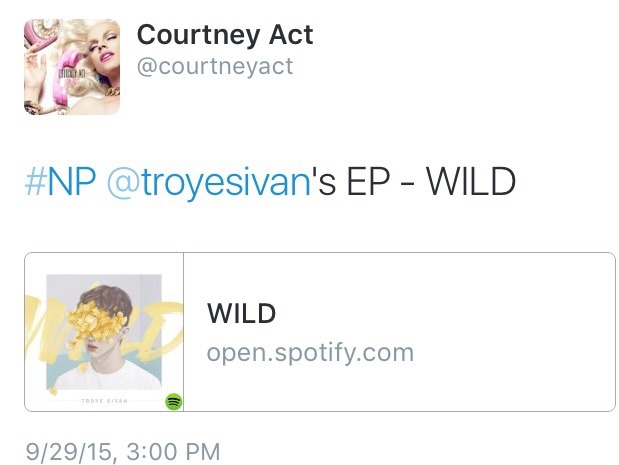 troyleryay:  courtney act is such a troye stan