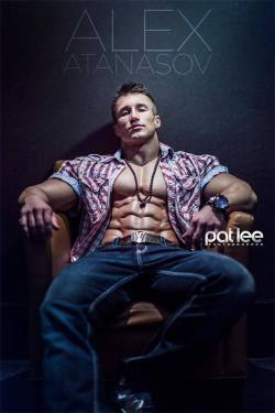 cdnlifter27:  Alex AtanasovPhotos: Pat Lee