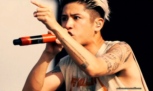 ONE OK ROCK 2016 Special Live In Nagisaen - Taka [1st Set]