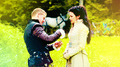 swanscinnamon:  ❅Snowing Appreciation Week❅     ↳Day One - Snow White/Prince Charming or David/Mary Margaret