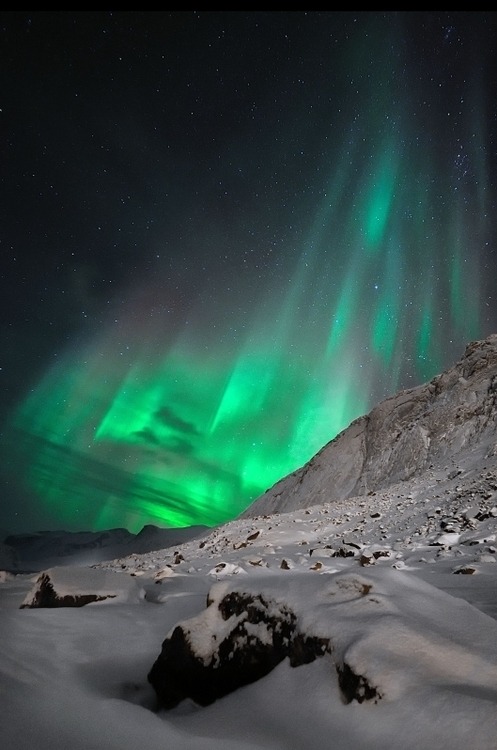 musickeepsmealive2808:   Aurora Borealis | via Tumblr on We Heart Ithttp://weheartit.com/entry/88877512/via/midvinterdraken