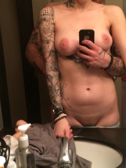 tatt2kinkycouple:  Love being naughty for