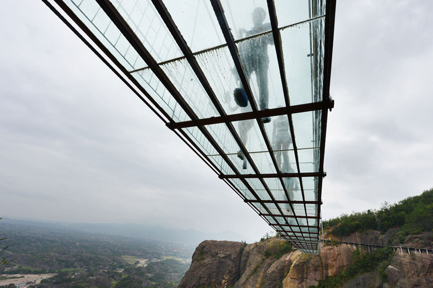 unexplained-events:    Shiniuzhai Geopark Glass Bridge  The worlds’s longest glass