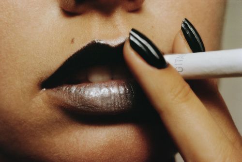 green38-love:Photo by Harri Peccinotti 1973 