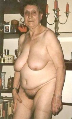 surednuht: itsmeroger:  lovely big granny  Sit down on me 