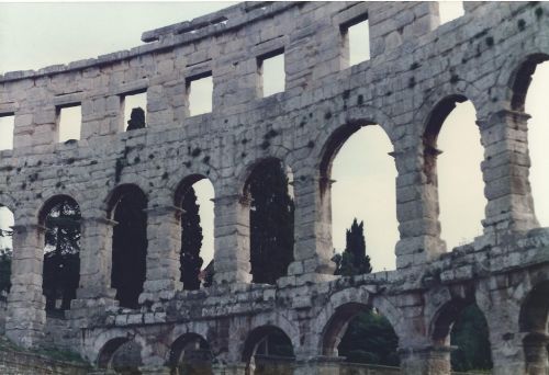 classical-beauty-of-the-past:Roman Amphitheatre, Pula, Croatia by Ardfern