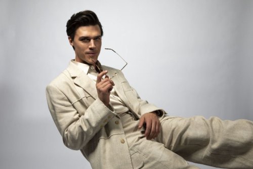 Finn Wittrock photographed for HYPE by GQ Turkey Issue No. 6!