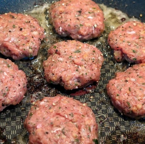 Air Fryer Minced Meat Burgers Recipe