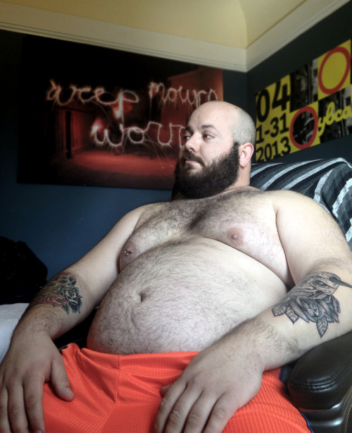 verucabear:  The ever so sexy Giano.  :)  Check him out at thecubhouse.tumblr.com!   