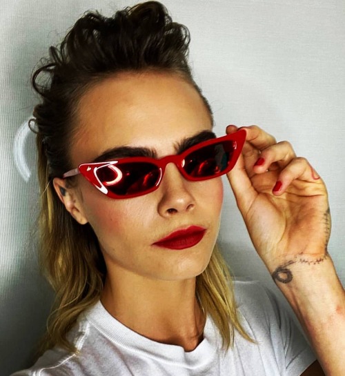 #Hotspot: feliz domingo, pastelines! . ▪ ▪ ▪ ▪ ▪ #DA #caradelevingne #sunday #domingo #felizdomingo 