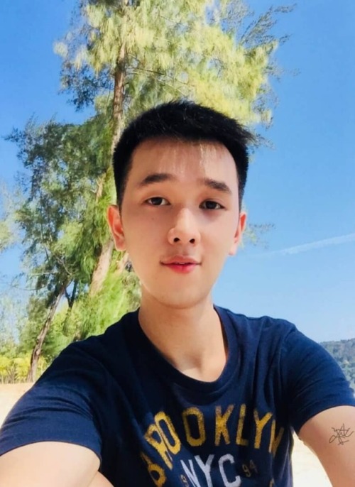 jackd-myx: Cutie twink –  jackd-myx
