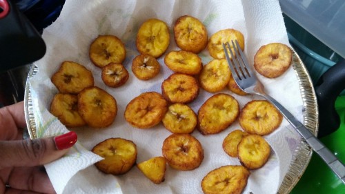 melaninmermaid:  melaninmermaid:  “She on some up at 9am already cookin’ in the kitchen sh*t"….  Drake was talking about me.  Note to self: go back to waiting until the plantain is very ripe to fry it. Otherwise, it’s a waste of 69 cents.