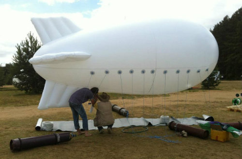 jumpingjacktrash: webofgoodnews: Why Wait for Rain? Balloon Harvests Water from Clouds As fresh wate