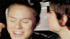 kibvmkim:  Justin’s smiles through the seasons  ↳ Season 4  