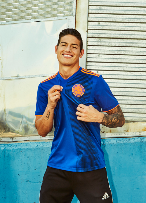 daily-football:James Rodriguez modelling Colombia’s away kit for 2018 FIFA World Cup.