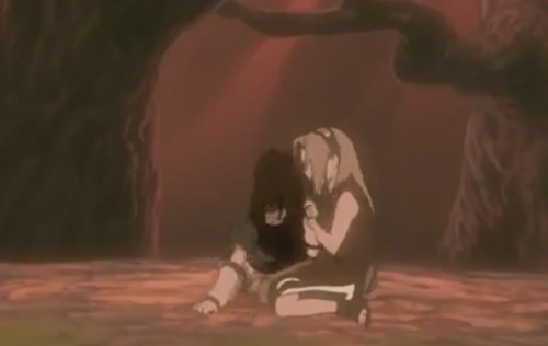 itsthehiddenleafway:Anits: Sakura forced Sasuke to lean on her during his fighting