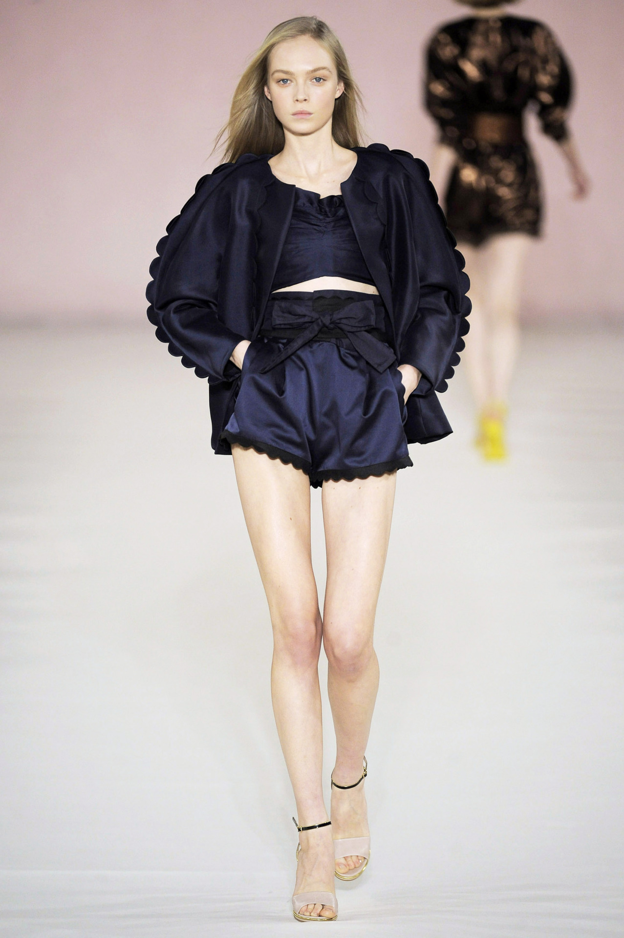 lelaid:  Siri Tollerød at Chloé, Spring/Summer 2009