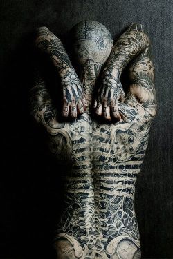 This is a best Tattoo Blog in Tumblr.:)