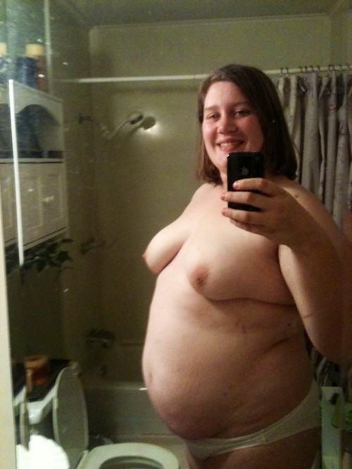 schnullerbaby: overweight4sex: Trade photos with Laura Check her dating profile! Hallo schöne F