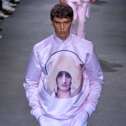 voulair:  Isaac Ekblad @ Givenchy Spring 2013 Menswear 