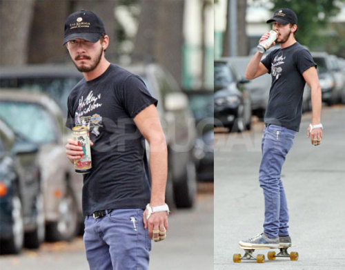 babyintoyland:  sincere-is-the-sin:  quanstylemeup:  Shia LaBeouf  Goals.  I love him.