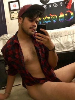 javiouslygay:  I was feeling a lil risqué