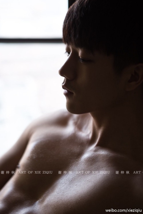 hunkxtwink:  XieZiQiuHunkxtwink - More in my archive