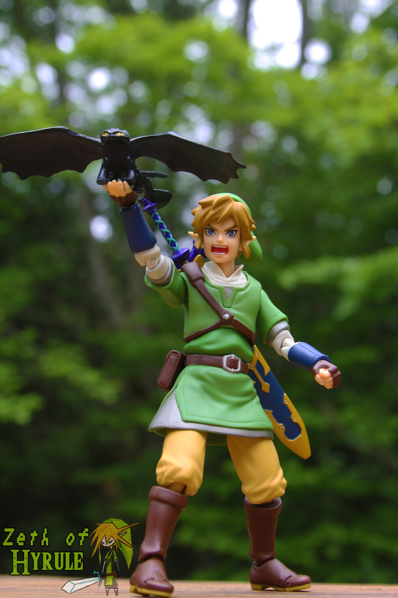 zethofhyrule:  How To Train Your Toothless! because Night Furies are cooler than