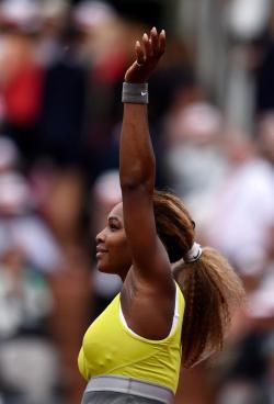 tenisexpert:  Roland Garros 2014 1st Round: Serena Williams defeats Alize Lim 6-2 6-1 